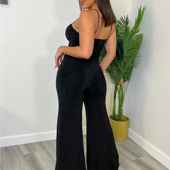 NWT Hazel Jumpsuit - Picture 3 of 3